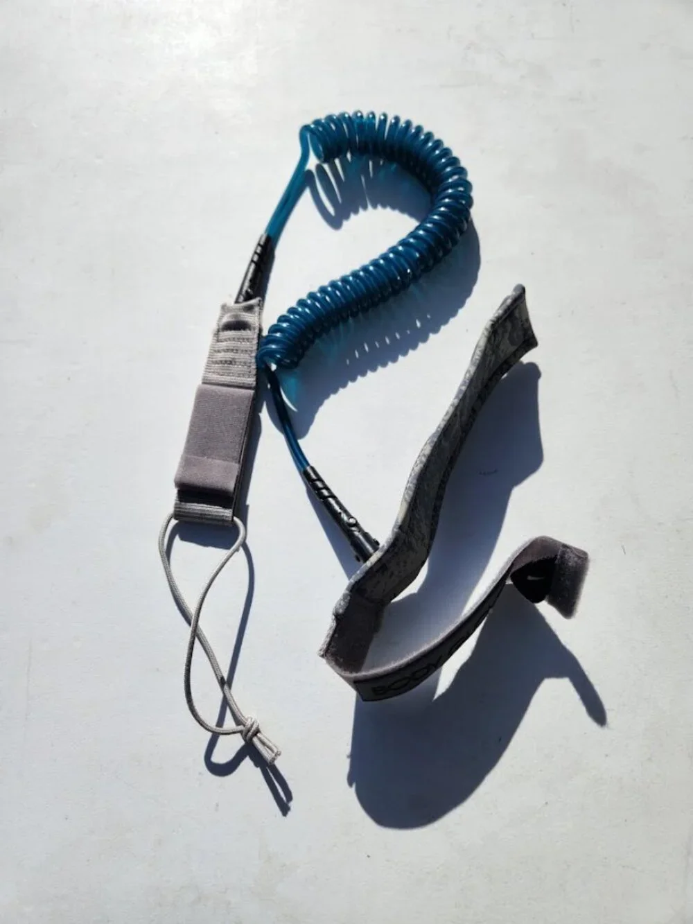 BODY GLOVE SUP Paddle Board Surf Leash Coiled Cord Neoprene Ankle Strap Paddlebo